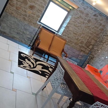 La Torre Apartment Vitorchiano Exterior foto